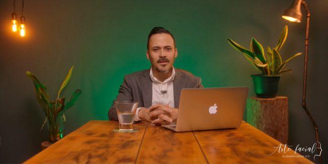 Webinar: ¿Cuál es la mejor solución para los párpados caídos?